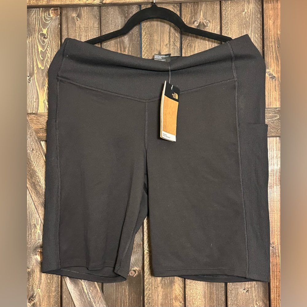 The North Face Women's Black Bike Shorts NWT